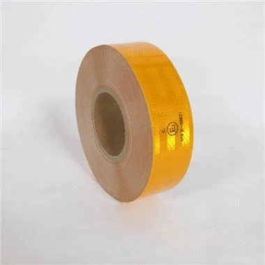 Producator ECE104